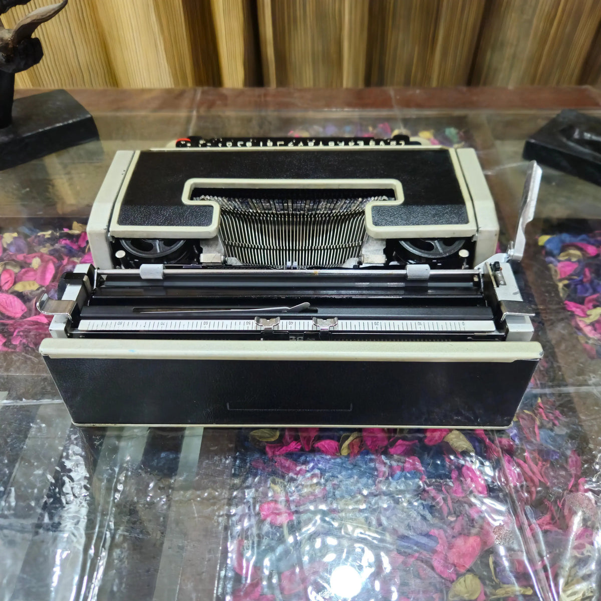 Olivetti Lettera Dl Typewriter