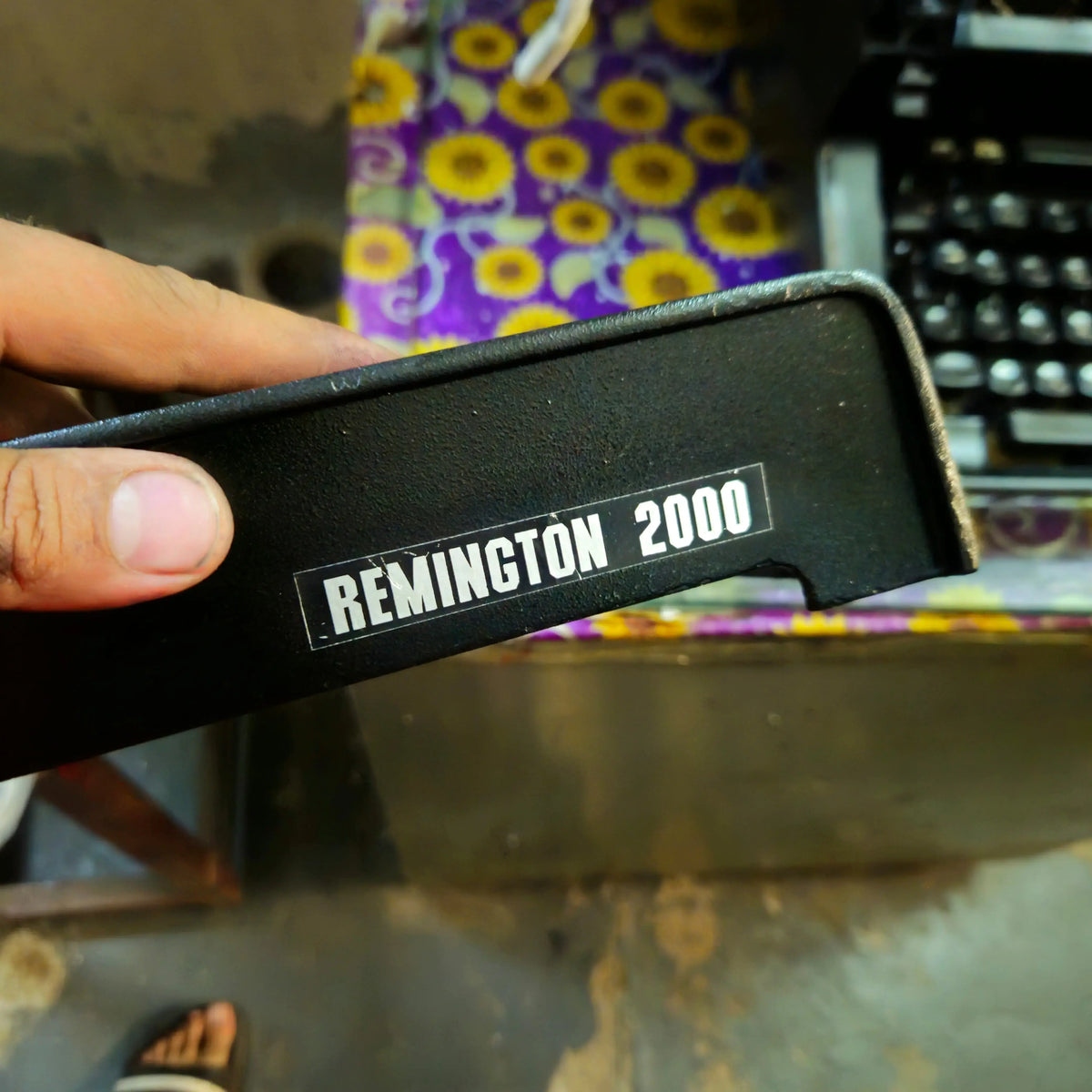 Remington 2000 Hindi Desktop Typewriter