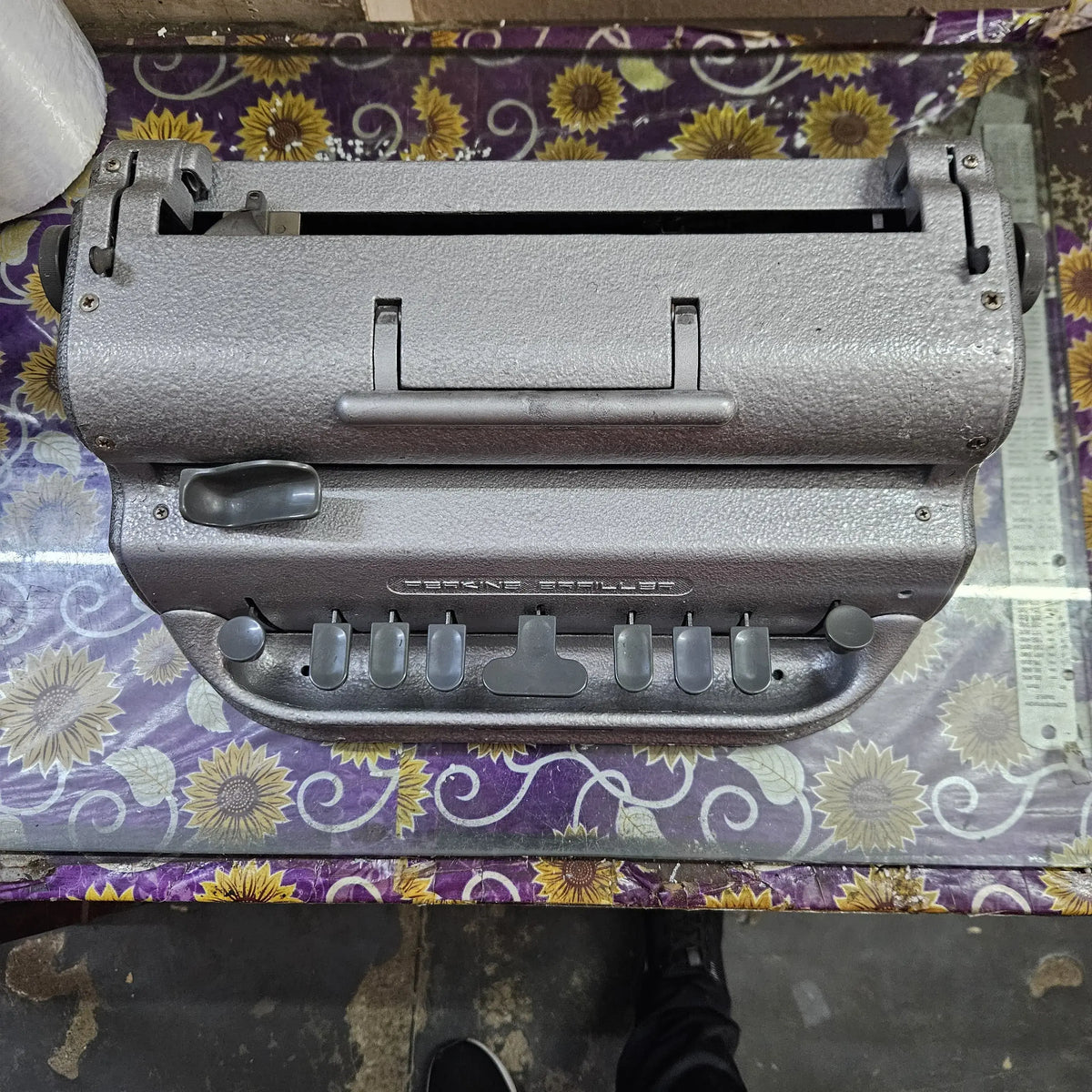 Perkins Braille Typewriter S E