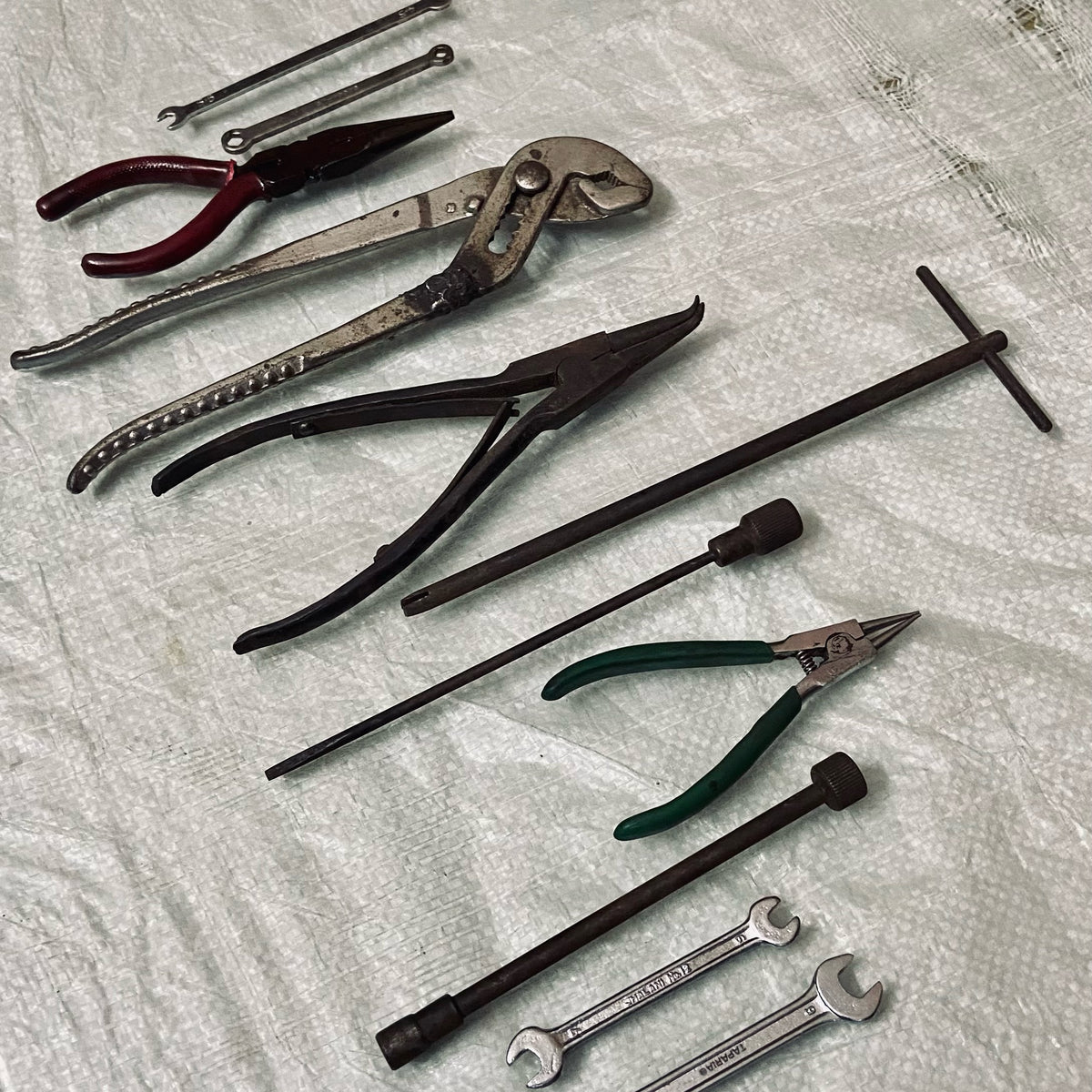 Typewriter servicing advanced tool kit for manual typewriter repair RR Typewriter Mart