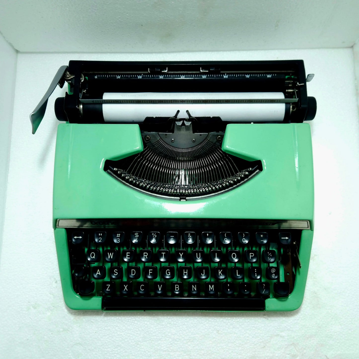 Brother Charger 11 Electric Green Typewriter