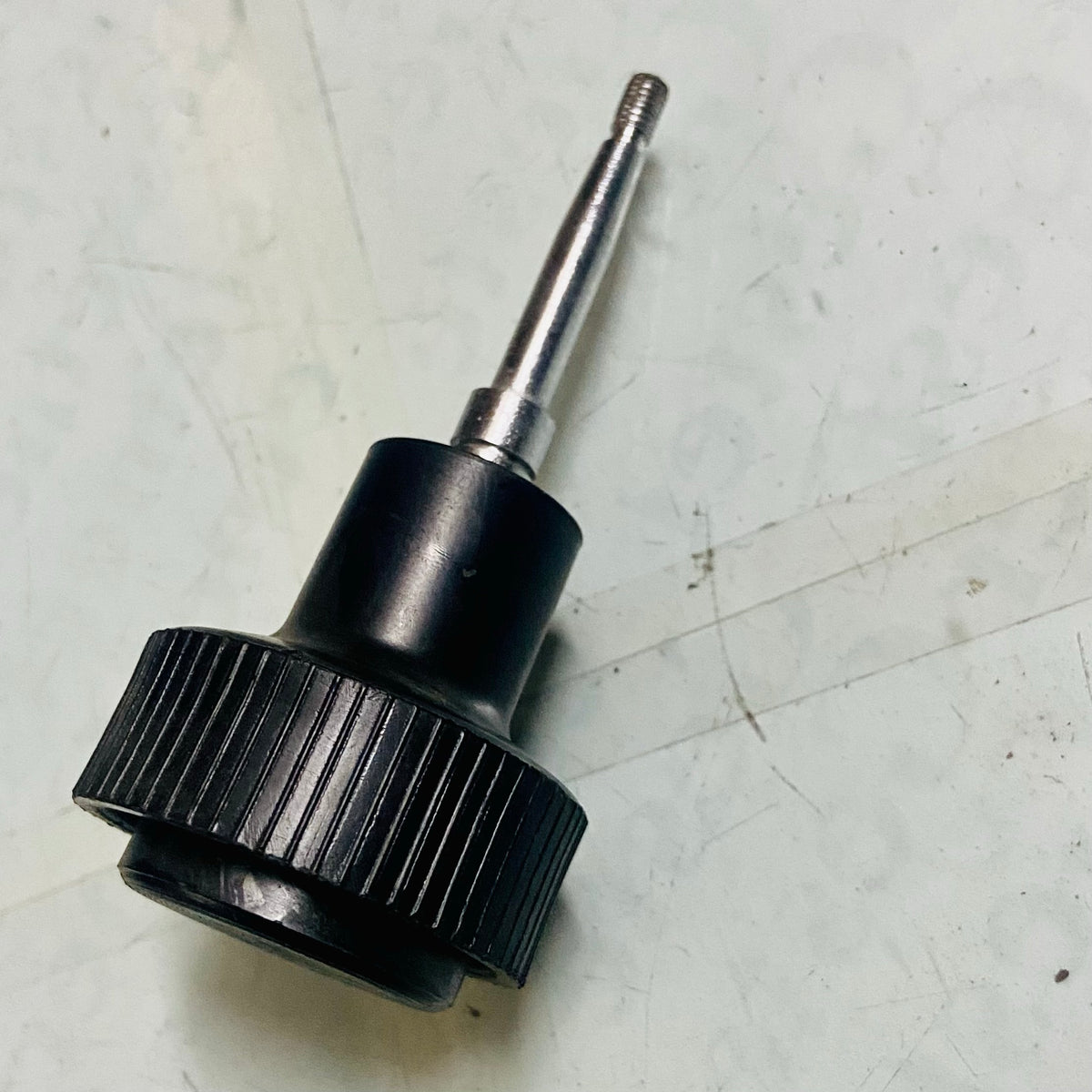 Right side thumbwheel for Godrej manual typewriter repair work – RR Typewriter Mart