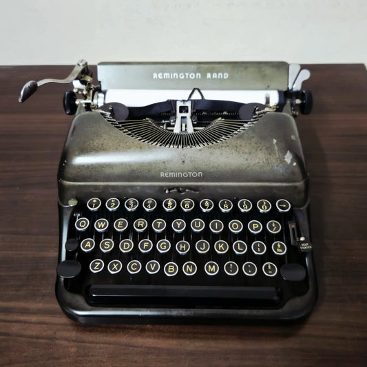 Vintage Remington Deluxe Model 5 Typewriter