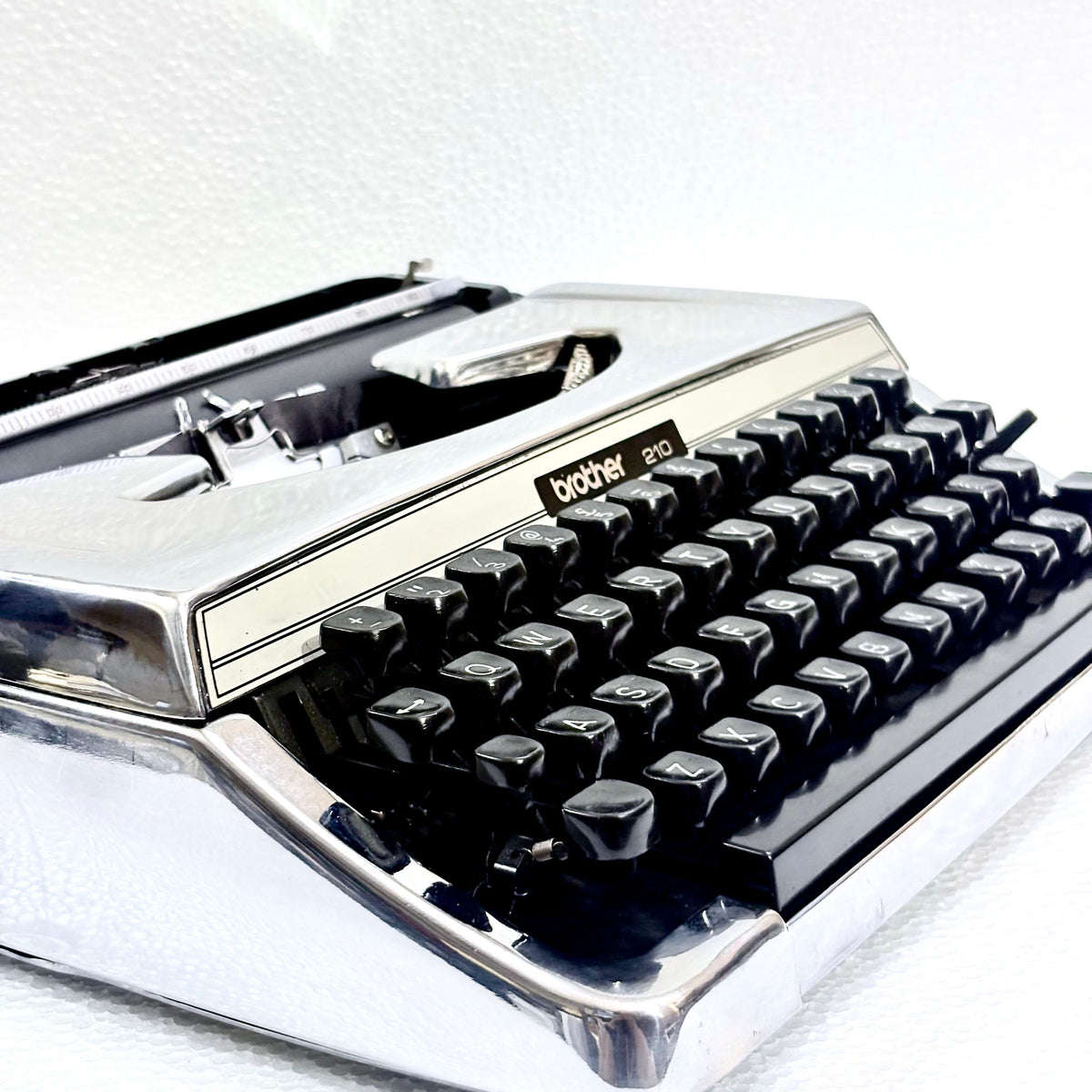 Brother 210 chrome typing machine with restored mechanical action from trusted typewriter seller in India