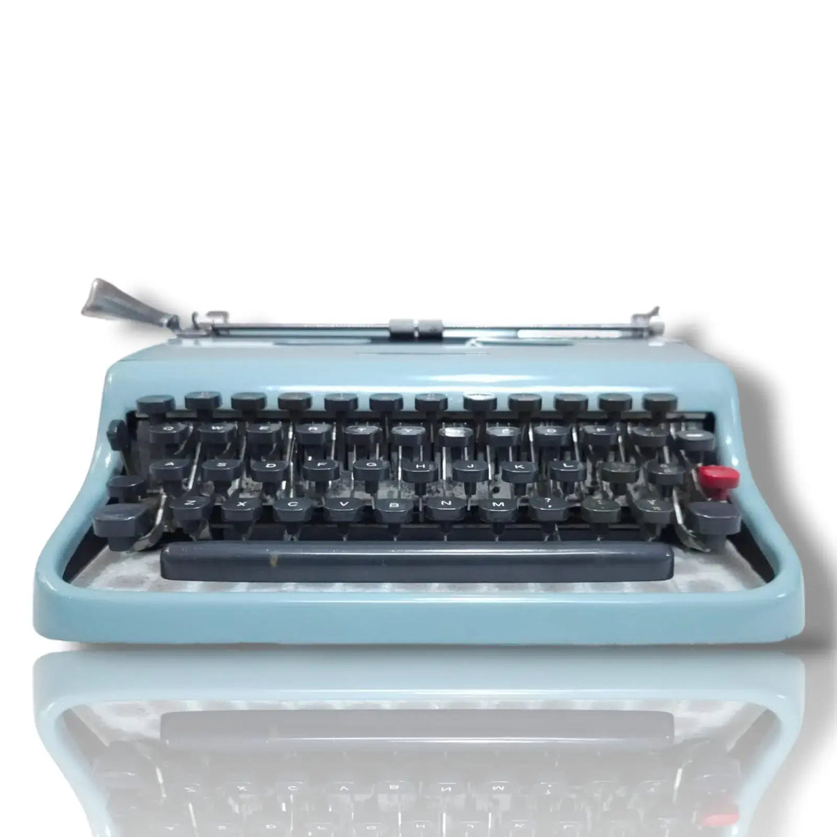Olivetti Lettera Typewriter 22 Glasgow Edition
