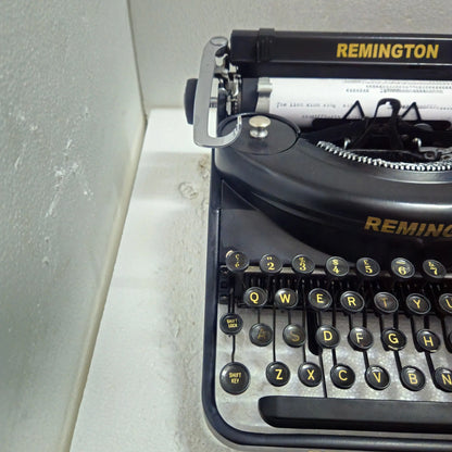 Remington Noiseless Vintage Typewriter
