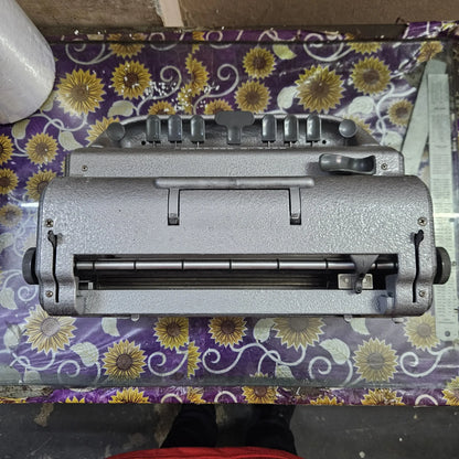 Perkins Braille Typewriter S E