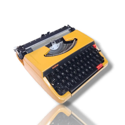 Brother Deluxe 250 Tr Typewriter