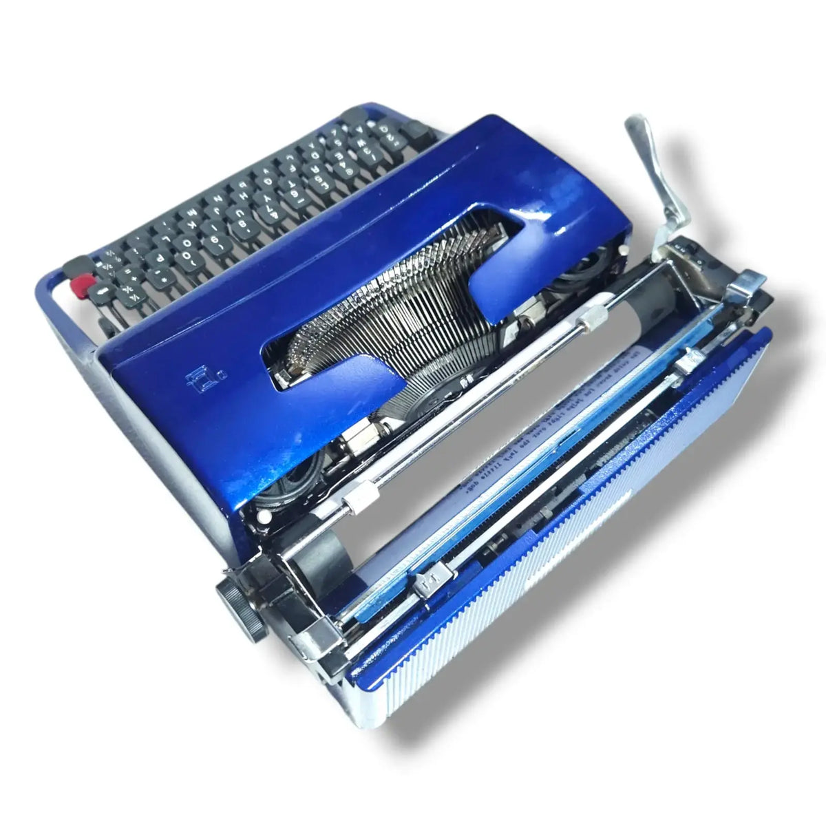 Olivetti Lettera 32 Lightening Blue Typewriter
