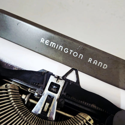 Vintage Remington Deluxe Model 5 Typewriter