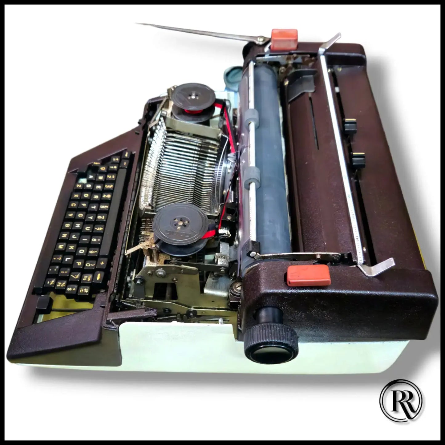 Facit 1740 Metal Body English Typewriter