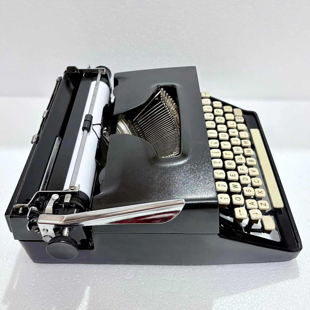 Remington Monarch Typewriter Obsidian Black