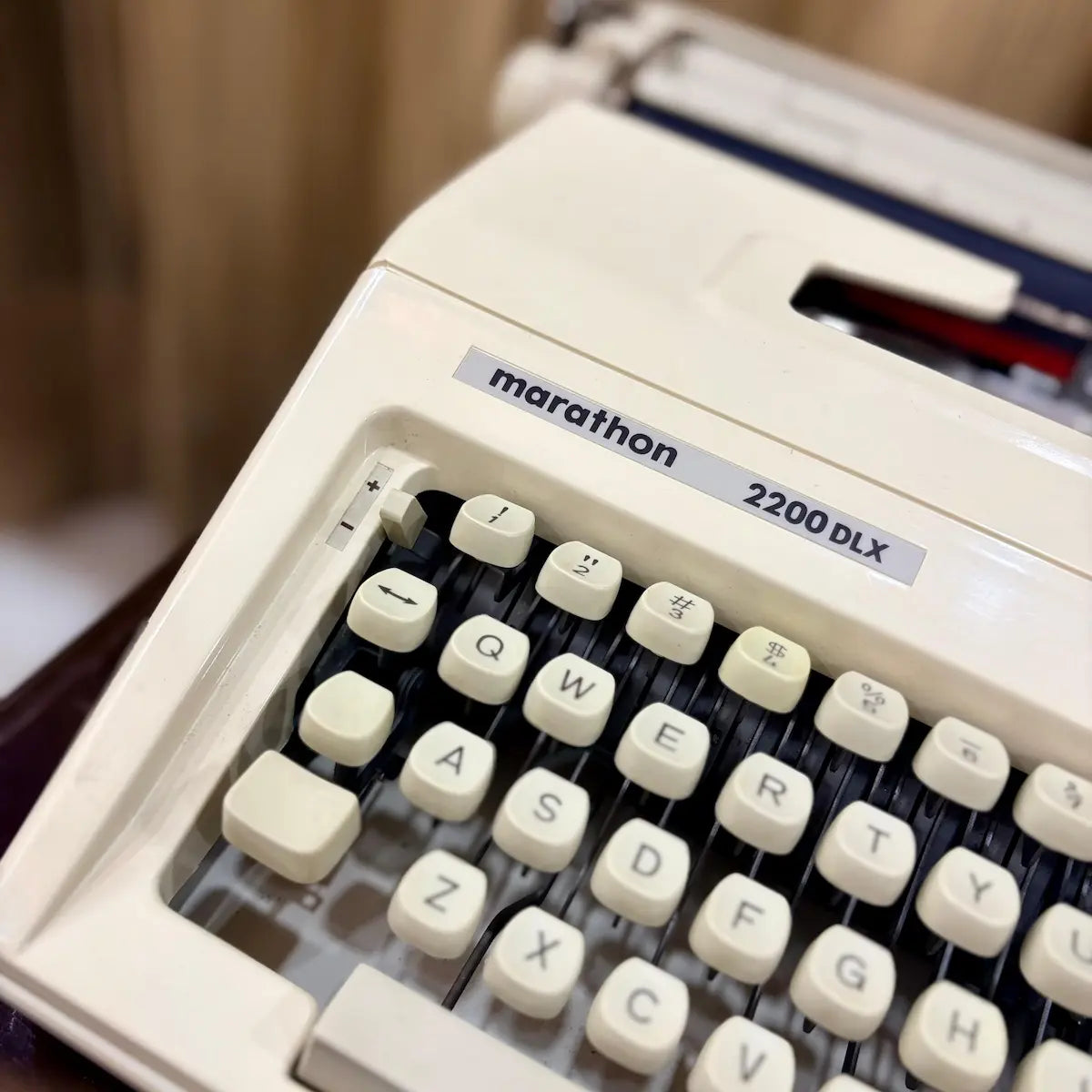 Marathon 2200 DLX typewriter in mint unused condition, manual English machine, RR Typewriter Mart India online