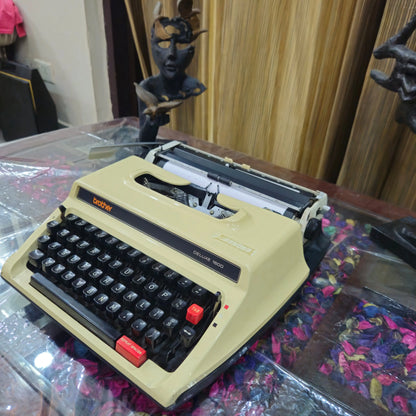 Brother Deluxe 1600 Typewriter