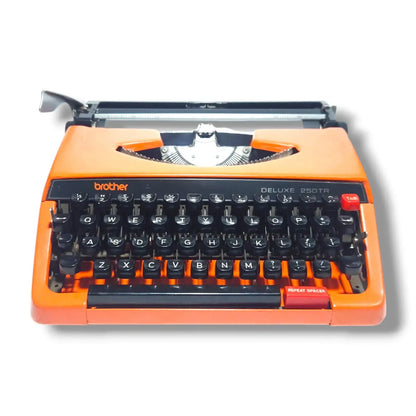 Brother Deluxe 250 T R Typewriter