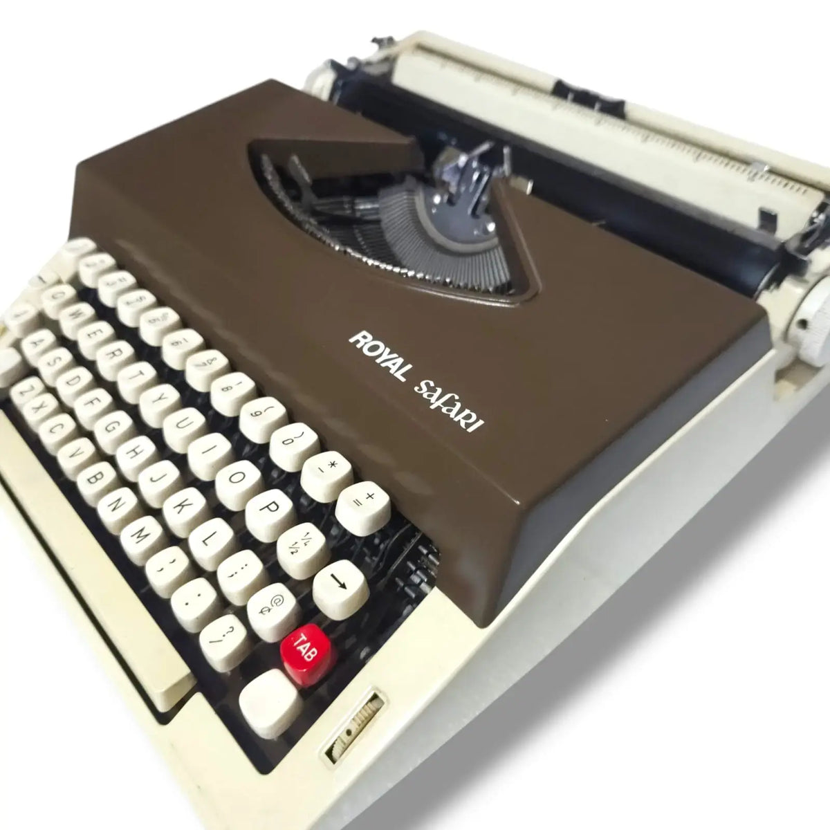 Royal Safari Portable English Typewriter