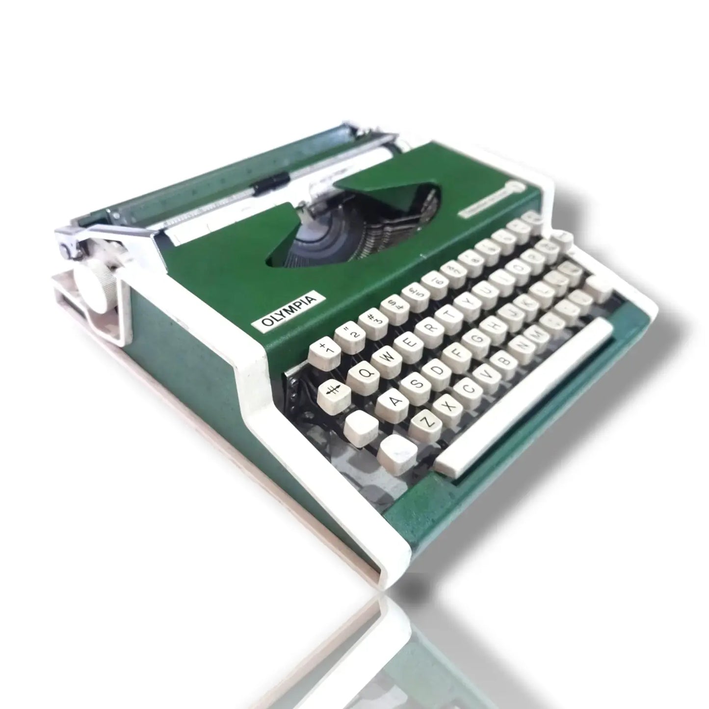 Olympia Traveller De Luxe Typewriter Green Edition