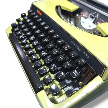 Brother Deluxe 220 Olive Typewriter