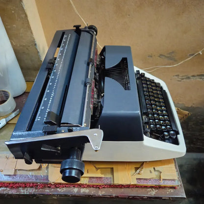 Godrej Prima Brief Hindi Typewriter