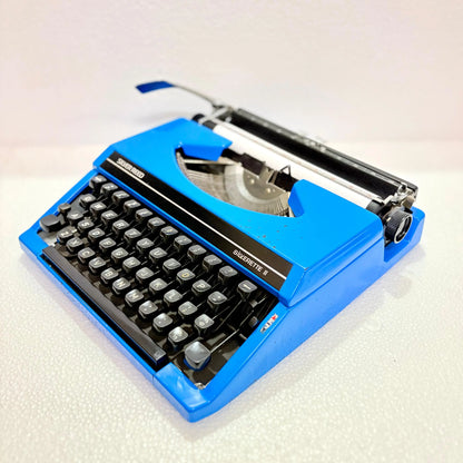 Silver Reed Silverette Deep Blue Portable Typewriter