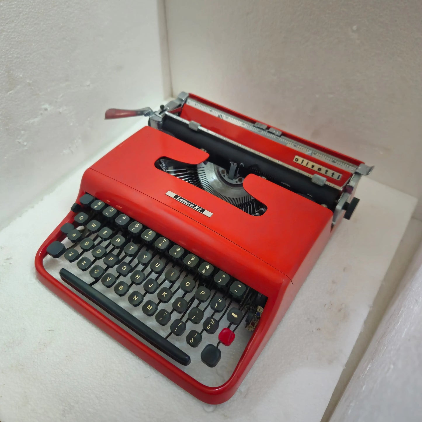 Olivetti Lettera 22 S P Edition