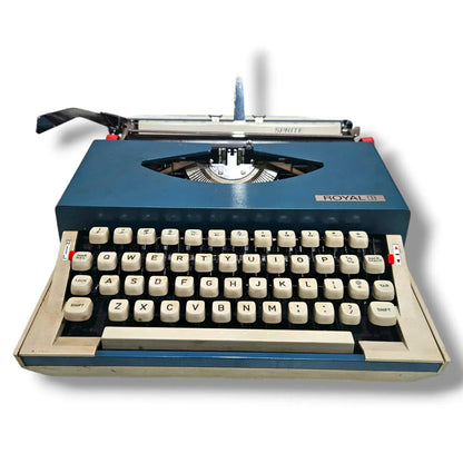 Royal Sprite Manual Typewriter