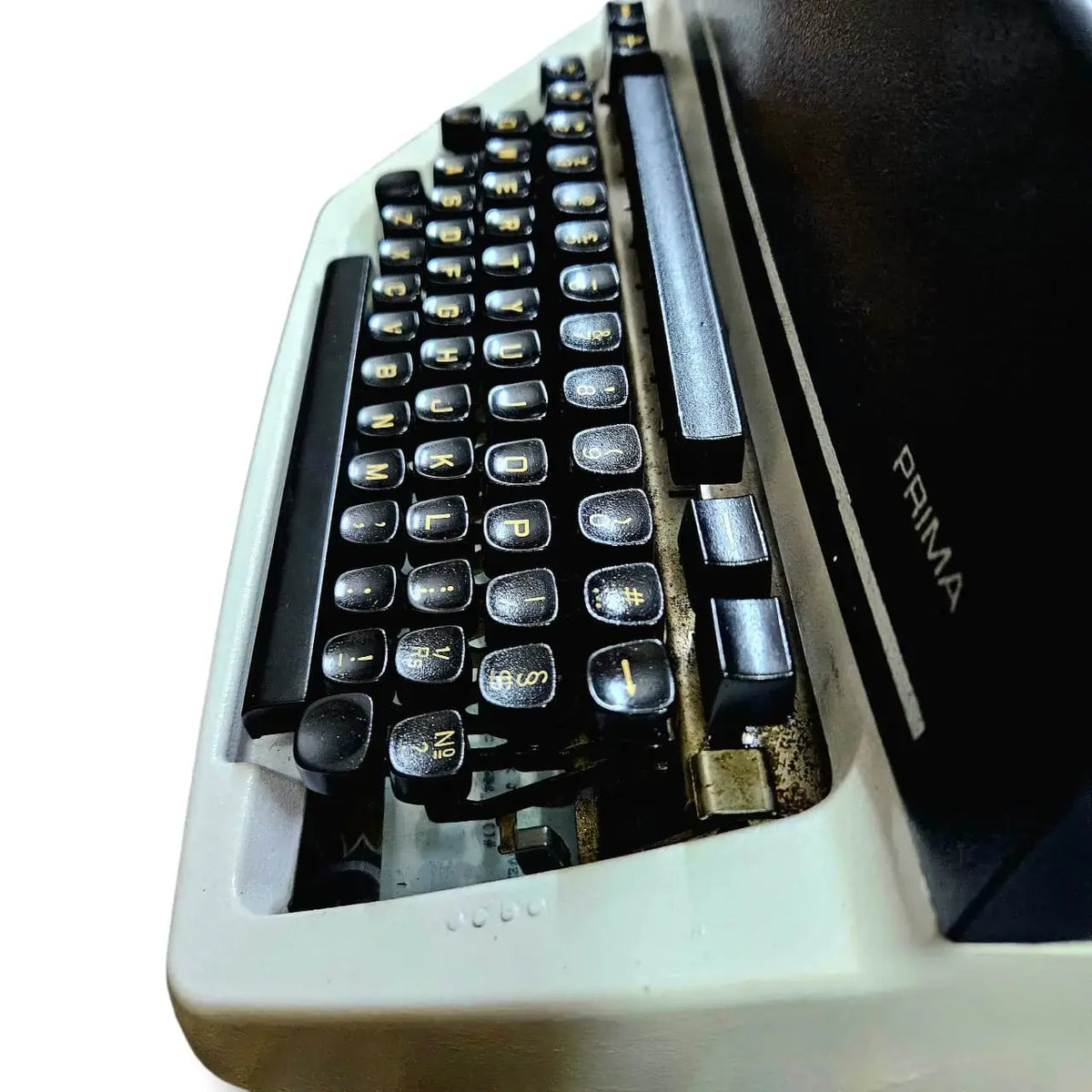 Godrej Prima Institution Model English Typewriter