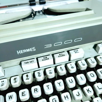 Og Hermes 3000 Typewriter