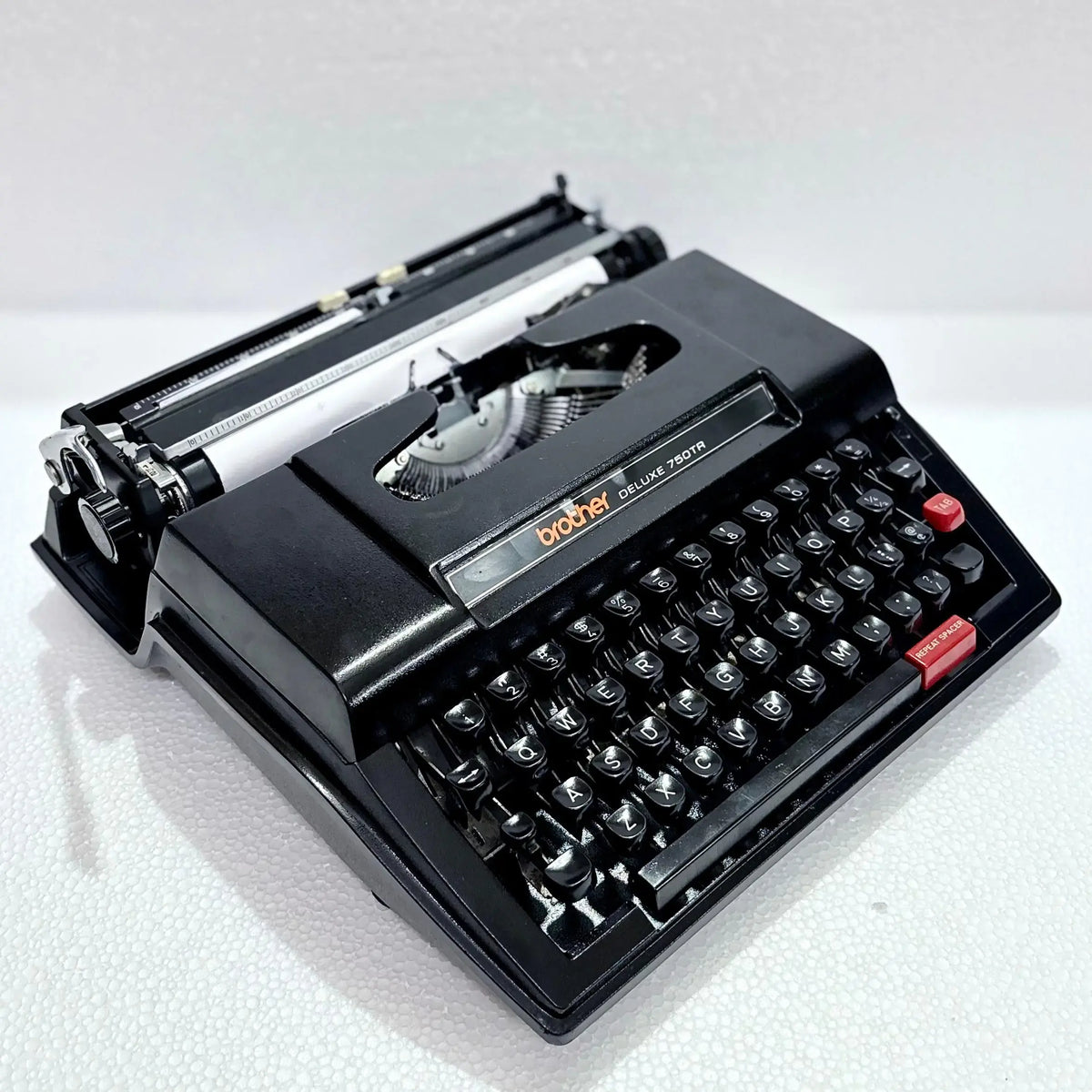 Brother 750 Tr Typewriter Stealth Black Edition