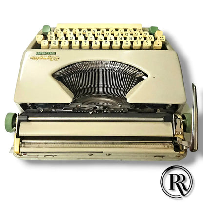 Olympia Splendid 33 Typewriter