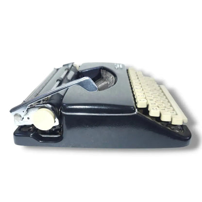 Olympia Splendid 66 Typewriter