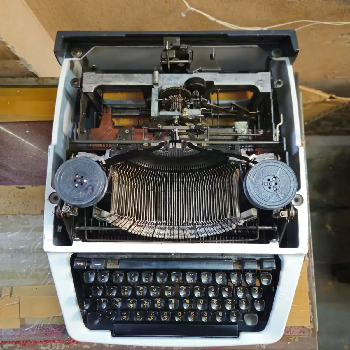 Godrej Prima Brief Hindi Typewriter