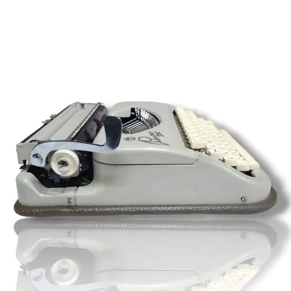 The Princess 100 Typewriter
