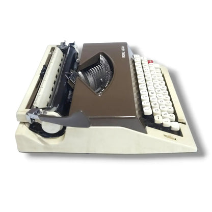 Royal Safari Portable English Typewriter