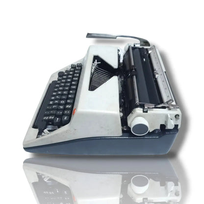 Olympia sm8 Portable Typewriter