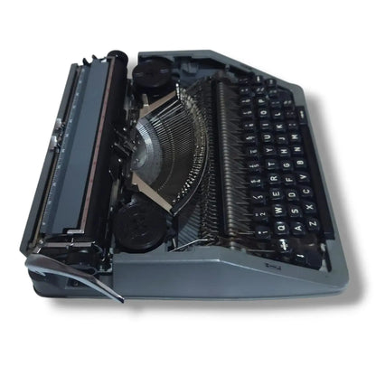 Wh Smith Grey Fox Typewriter