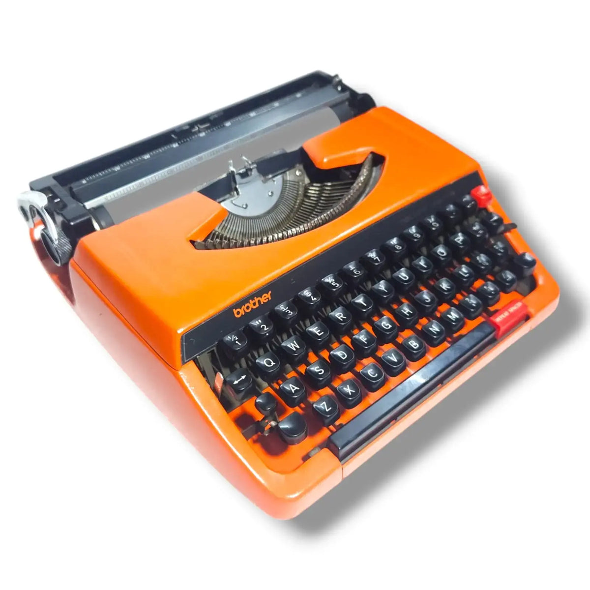 Brother Deluxe 250 T R Typewriter