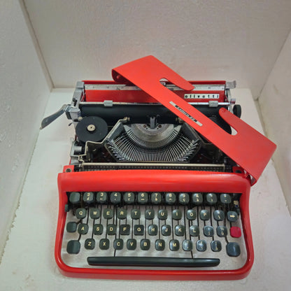 Olivetti Lettera 22 S P Edition