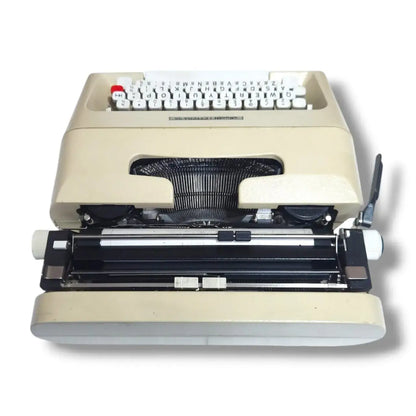 Olivetti Lettera 35 English Typewriter
