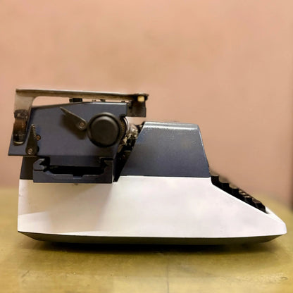 Godrej Prima English Handwriting Print Typewriter