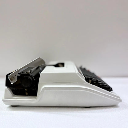 Brother 750 Tr Typewriter Alpine white
