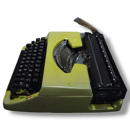 Brother Deluxe 220 Olive Typewriter