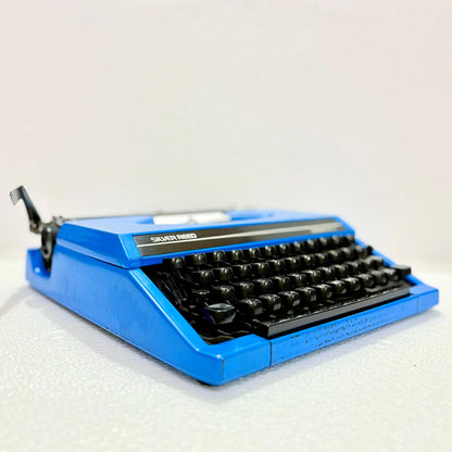 Silver Reed Silverette Deep Blue Portable Typewriter