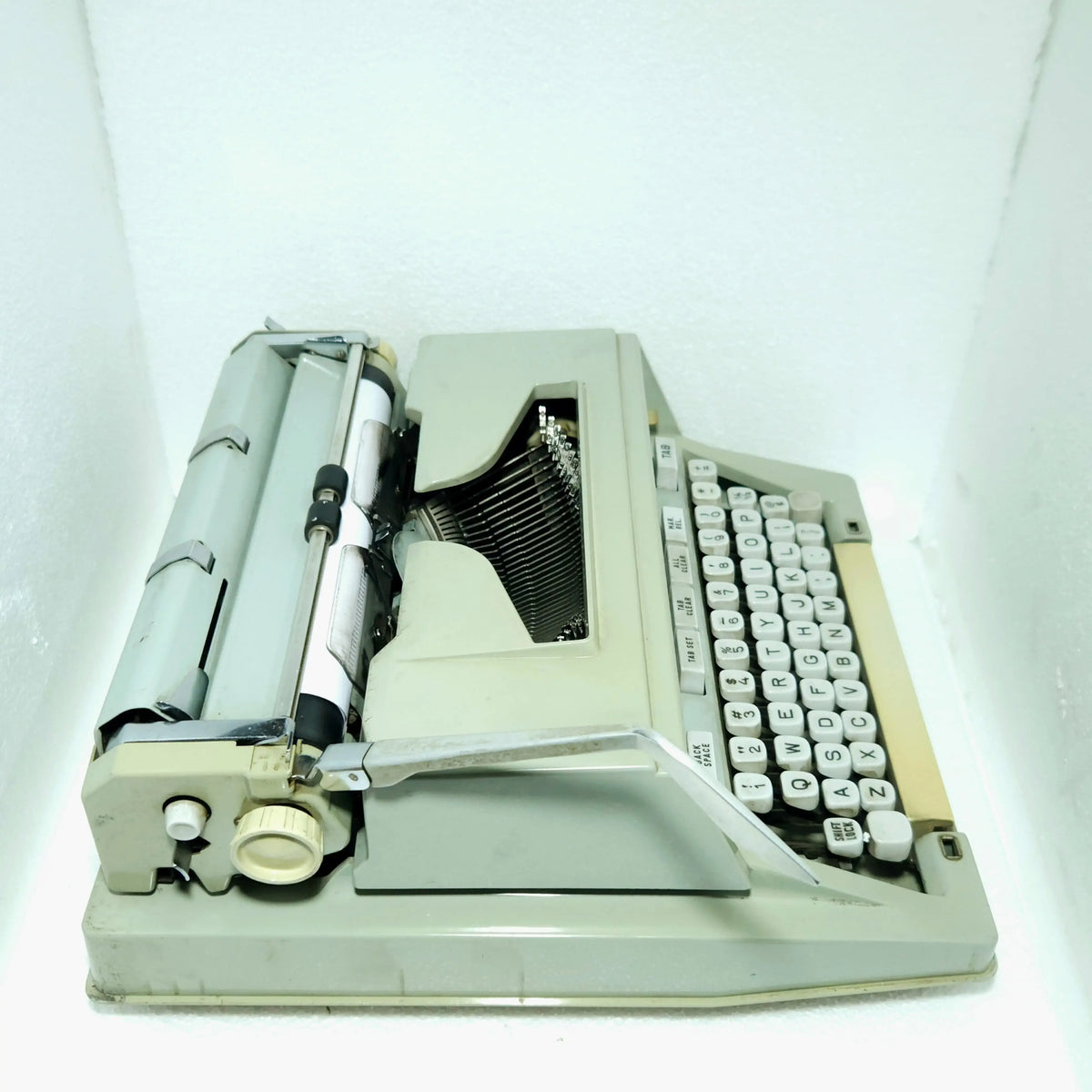 Og Hermes 3000 Typewriter