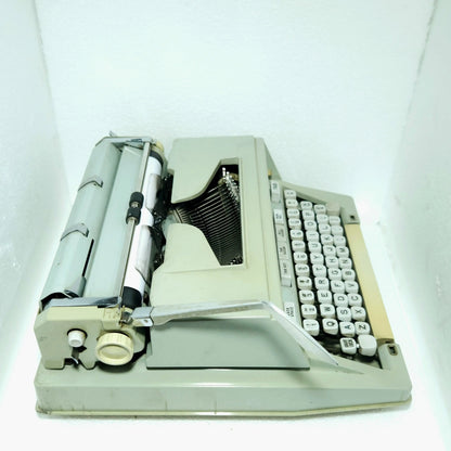 Og Hermes 3000 Typewriter