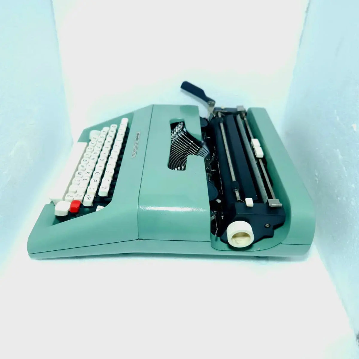 Olivetti Lettera 35 British Green Typewriter