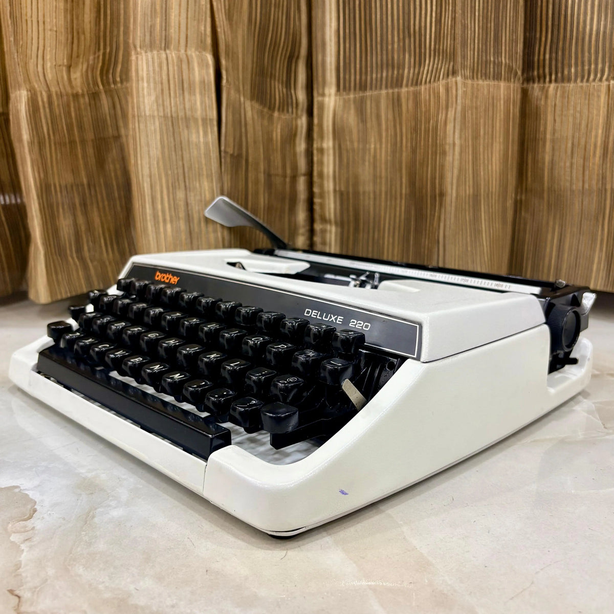 Brother 220 Deluxe Pearl White manual typewriter, vintage QWERTY typewriter available from RR Typewriter Mart in India today
