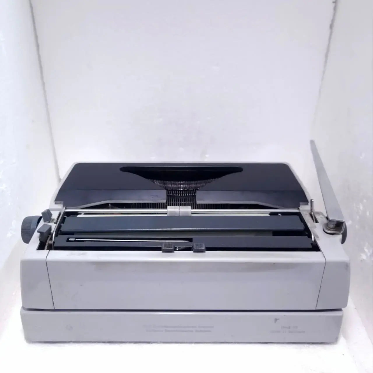 Erika Model 32 English Typewriter