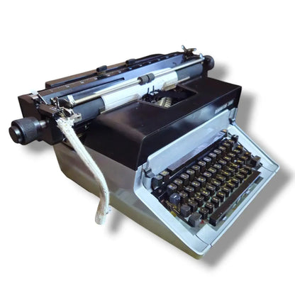 Remington 2000 Manual Hindi Typewriter