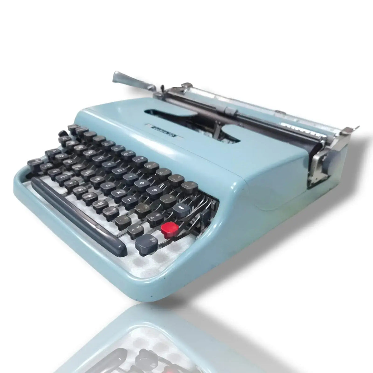 Olivetti Lettera Typewriter 22 Glasgow Edition